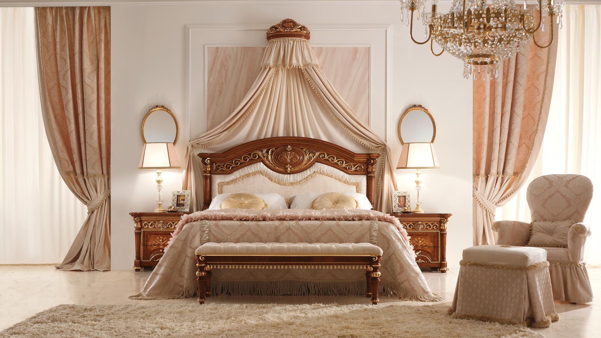 Camera da letto classica in stile Luigi XVI, comò con cassettiera